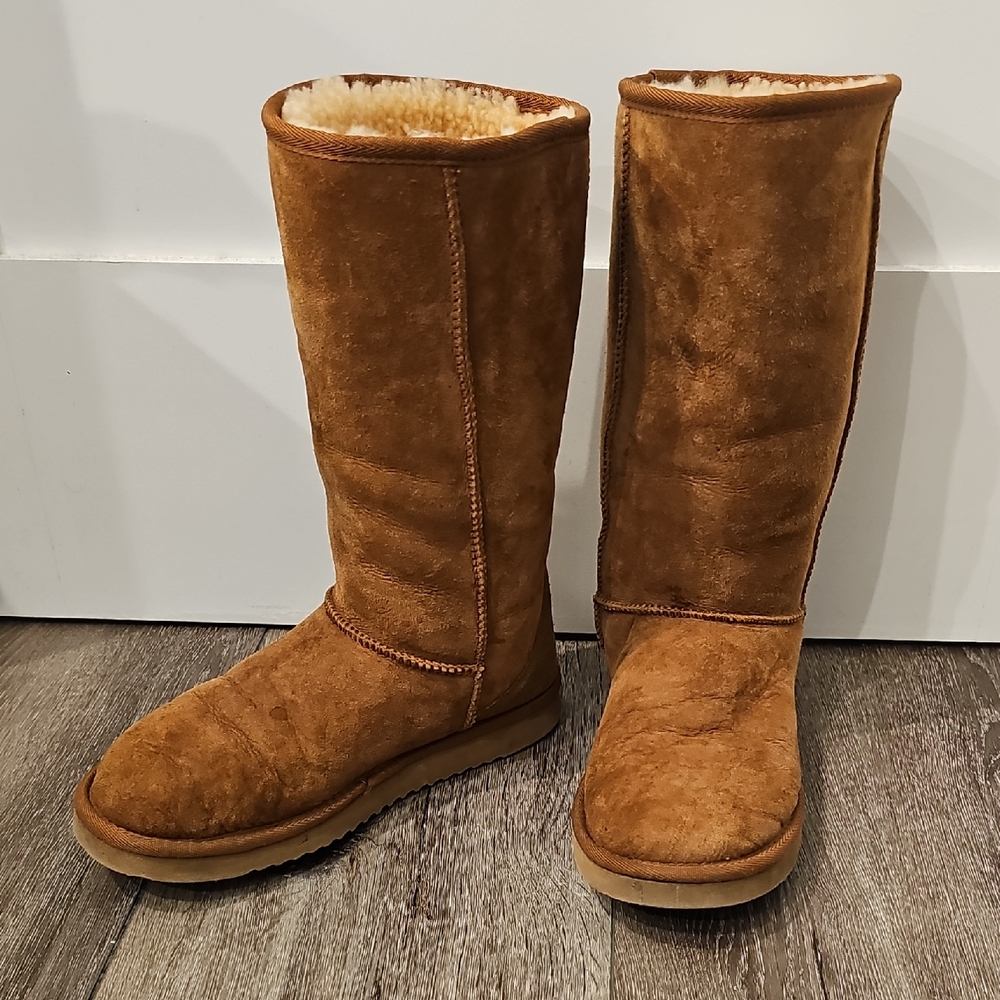 Classic Shearling Lined Boots (like UGG, Bearpaw etc) Brown Nubuck Suede Leather